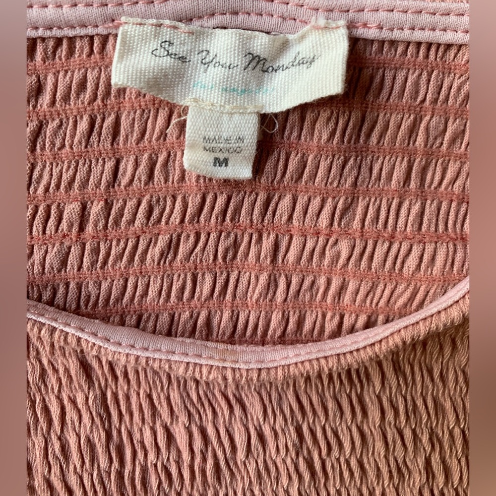 See You Monday Women’s Crinkle Stretchy Soft Pink pullover Dress Size:M - Picture 3 of 3